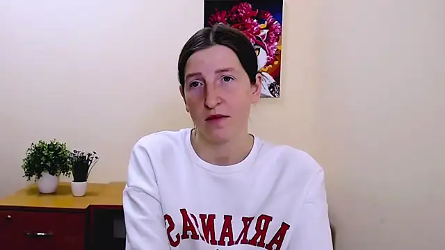 Fayra l  online show from January 2025 10:19:01 AM