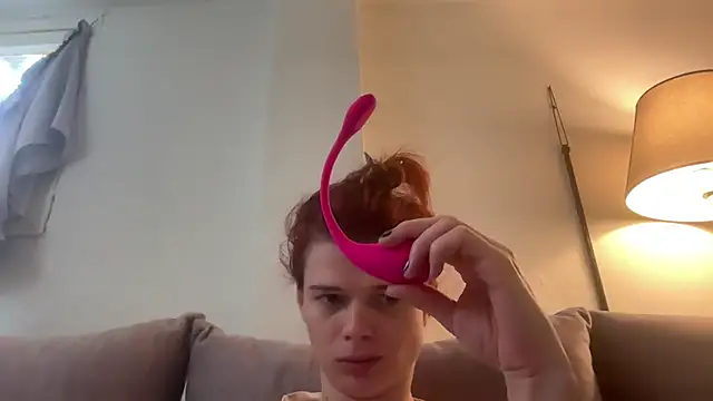 Snapshot of ScarletBottom chatting on September 2025 06:14:01 AM ScarletBottom online show from September 2025 06:14:01 AM