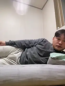 offwhite777 online show from February 2025 02:27:02 PM