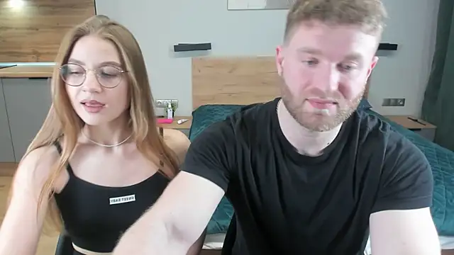 Snapshot of Enjoy_everymoment_ chatting on February 2025 07:10:01 PM Enjoy everymoment online show from February 2025 07:10:01 PM