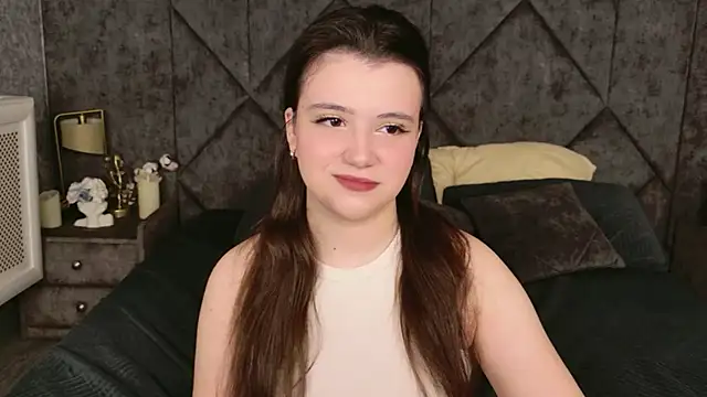 Pauline Heaven online show from November 2025 05:41:01 AM