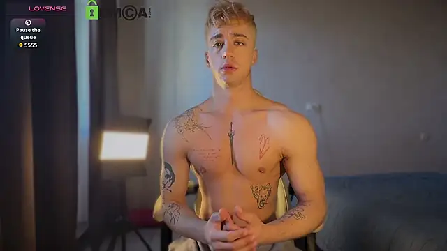 VincentSmith02 online show from March 2026 08:58:02 AM