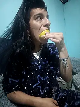 Ariell Kieran online show from December 2025 02:52:01 AM