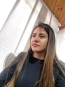 Andrea18 blonde online show from March 2025 06:22:02 PM