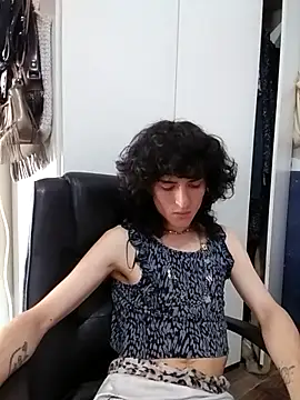 Penygirl online show from November 2025 04:18:02 PM