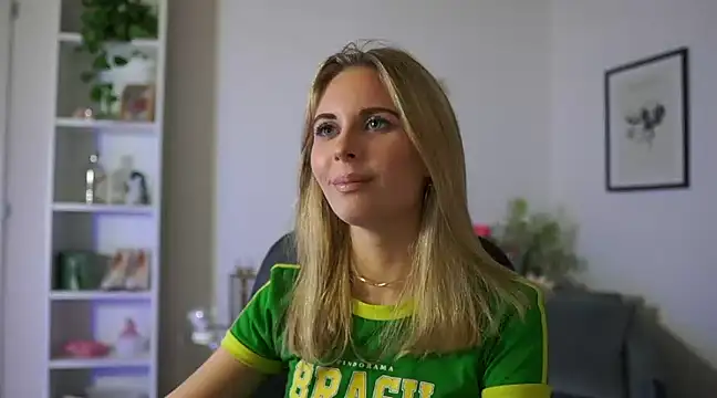 catecrago  online show from February 2025 01:54:02 PM