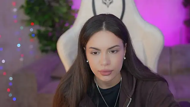 Snapshot of Milana_angell chatting on March 2025 08:06:01 AM Milana angell online show from March 2025 08:06:01 AM