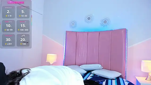 Liiam smith  online show from November 2025 12:38:02 PM