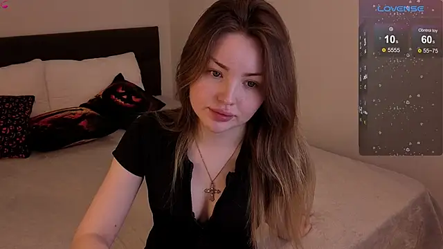 Lora Rosee online show from December 2025 01:31:02 PM