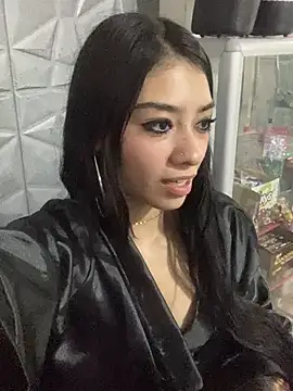 Snapshot of TayylorSexx chatting on February 2025 07:55:02 AM TayylorSexx online show from February 2025 07:55:02 AM