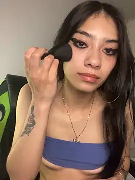 Snapshot of TayylorSexx chatting on February 2025 06:29:01 AM TayylorSexx online show from February 2025 06:29:01 AM