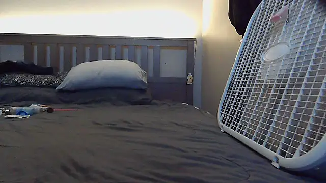 Snapshot of babypopinallnigh35 chatting on September 2025 10:42:02 PM babypopinallnigh35 online show from September 2025 10:42:02 PM