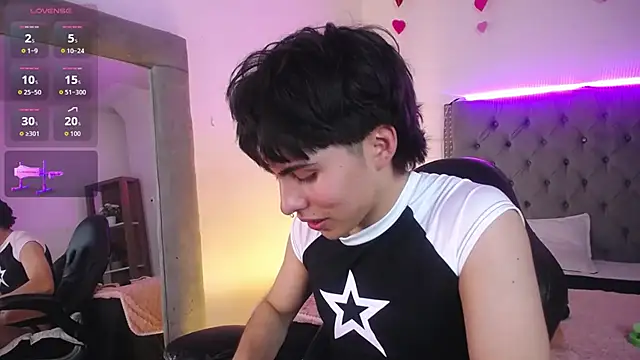 PepperTwink online show from September 2025 04:18:02 PM