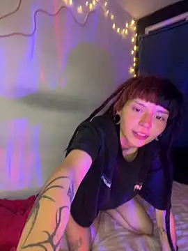 Snapshot of mavimist__ chatting on October 2025 01:13:01 AM mavimist   online show from October 2025 01:13:01 AM