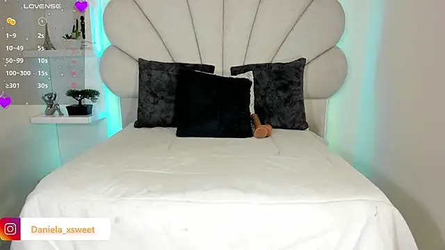 Danielaangelina online show from February 2026 05:44:01 AM