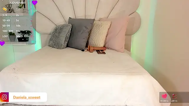 Danielaangelina online show from February 2026 06:26:01 AM