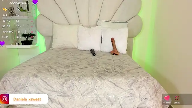 Danielaangelina online show from February 2026 06:03:02 AM