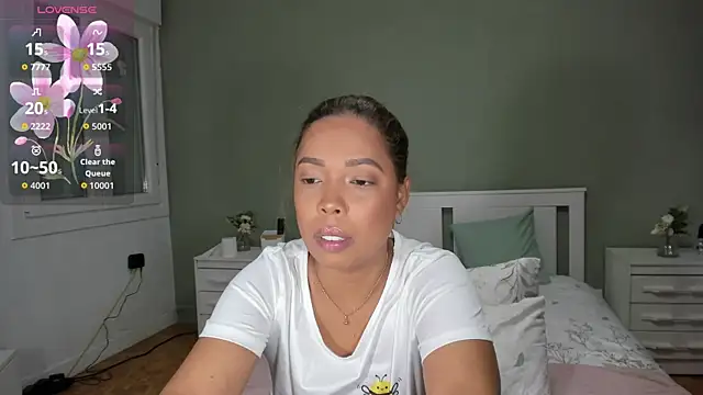 Izadi 7 online show from October 2025 07:54:01 PM