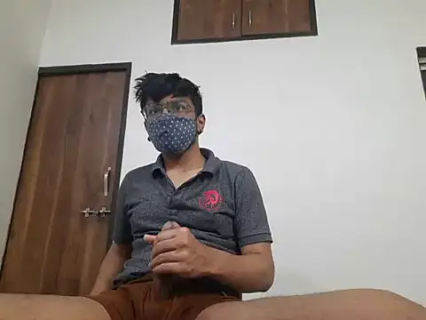 kk77102 online show from February 2025 05:58:02 PM