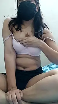 Snapshot of EZ_shuvani chatting on March 2025 04:32:01 AM EZ shuvani online show from March 2025 04:32:01 AM