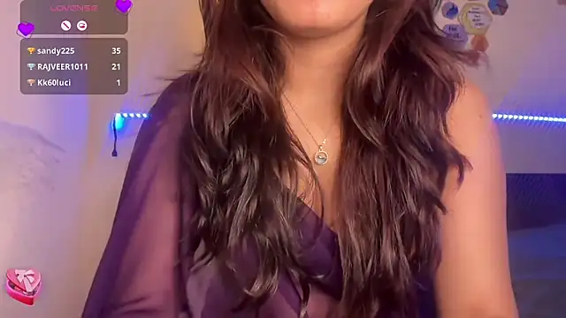 Snapshot of EZ_shuvani chatting on September 2025 12:29:01 PM EZ shuvani online show from September 2025 12:29:01 PM