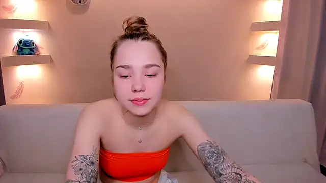 Snapshot of YourMegan chatting on November 2025 08:07:01 PM YourMegan online show from November 2025 08:07:01 PM