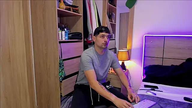 ILoveNYStyle online show from March 2025 10:48:01 AM