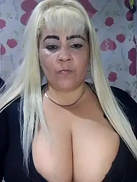 BonniAdams online show from November 2025 11:59:02 PM