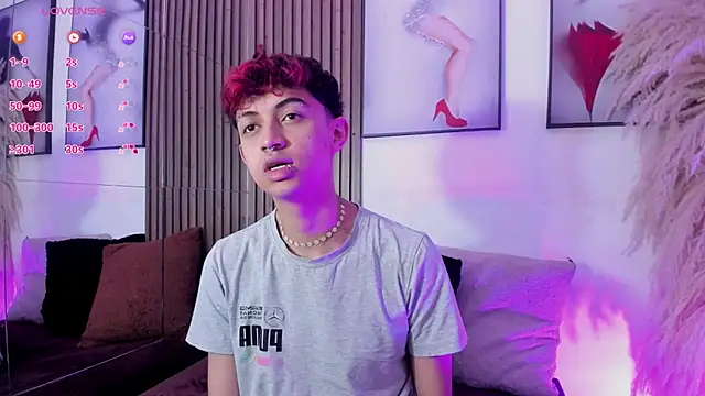 Snapshot of Allen_Starck chatting on December 2025 08:06:01 PM Allen Starck online show from December 2025 08:06:01 PM