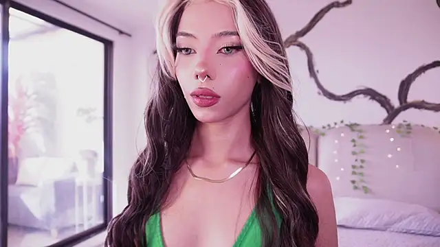 Snapshot of soidai_miiu chatting on September 2025 08:52:01 PM soidai miiu online show from September 2025 08:52:01 PM