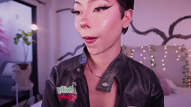 Snapshot of soidai_miiu chatting on September 2025 01:24:02 PM soidai miiu online show from September 2025 01:24:02 PM