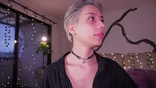 Snapshot of soidai_miiu chatting on October 2025 11:20:02 AM soidai miiu online show from October 2025 11:20:02 AM