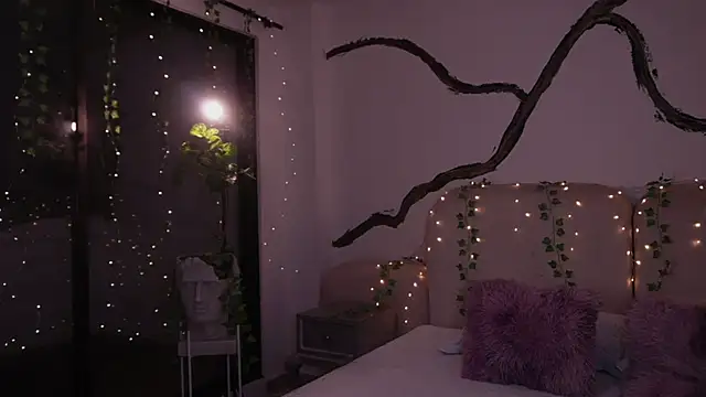 Snapshot of soidai_miiu chatting on October 2025 12:11:02 AM soidai miiu online show from October 2025 12:11:02 AM