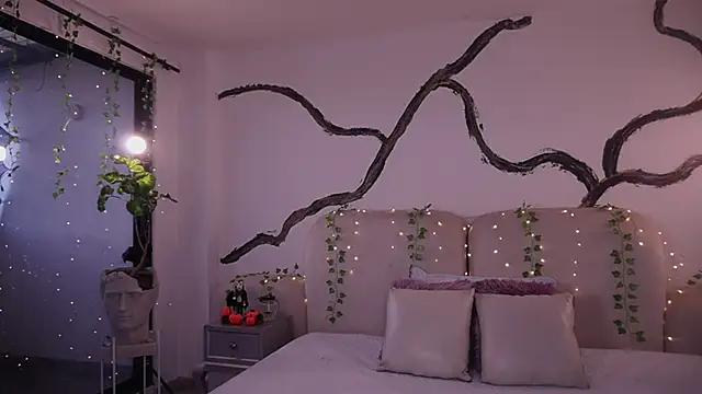 Snapshot of soidai_miiu chatting on October 2025 10:19:01 PM soidai miiu online show from October 2025 10:19:01 PM