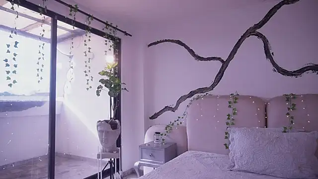 Snapshot of soidai_miiu chatting on November 2025 08:19:02 PM soidai miiu online show from November 2025 08:19:02 PM