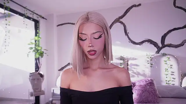 Snapshot of soidai_miiu chatting on November 2025 09:41:02 PM soidai miiu online show from November 2025 09:41:02 PM