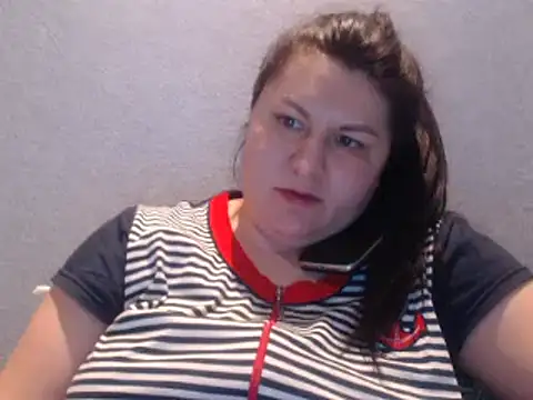 KiraSwee online show from March 2025 05:49:01 PM