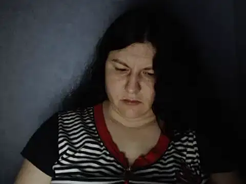 KiraSwee online show from March 2025 08:59:01 PM