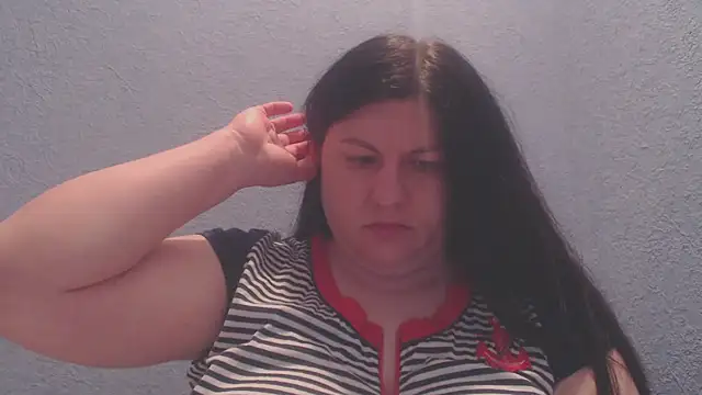 KiraSwee online show from February 2026 05:06:02 PM