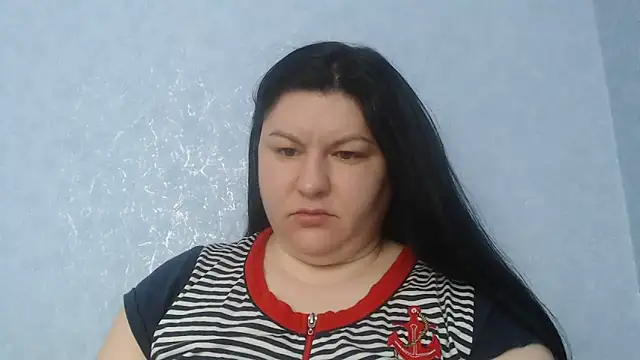 KiraSwee online show from February 2026 06:56:02 AM