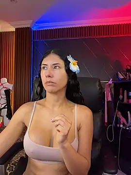 XiaQueen online show from February 2026 11:40:02 AM