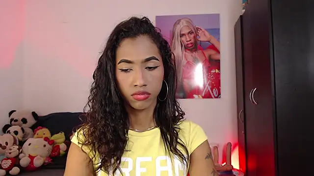 Alissemasiel online show from November 2025 06:34:01 PM