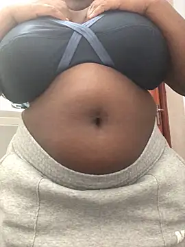 servingBigTitis online show from February 2025 04:25:02 PM