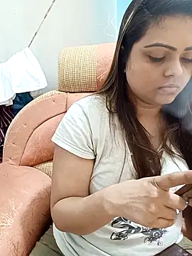 Snapshot of blue-berry07 chatting on October 2025 04:33:02 AM blue-berry07 online show from October 2025 04:33:02 AM