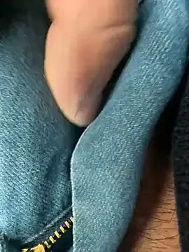 Snapshot of sark0606 chatting on February 2025 01:02:01 PM sark0606 online show from February 2025 01:02:01 PM