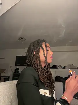 Aurianne online show from February 2026 07:43:01 PM