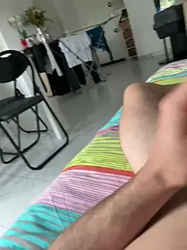 Snapshot of l-implacable chatting on March 2025 12:57:02 PM l-implacable online show from March 2025 12:57:02 PM