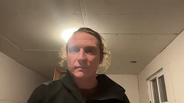 Snapshot of redone8in chatting on February 2025 04:04:01 AM redone8in online show from February 2025 04:04:01 AM