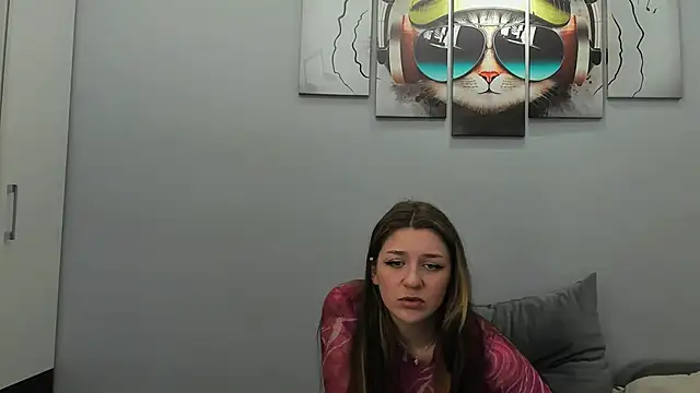 MollyMi0 online show from February 2025 12:19:02 AM