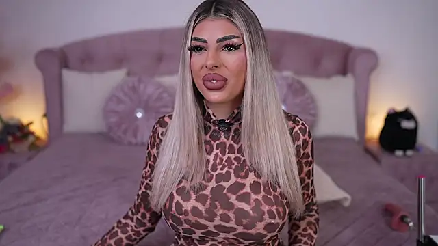 emma goodess  online show from April 2026 09:40:02 PM